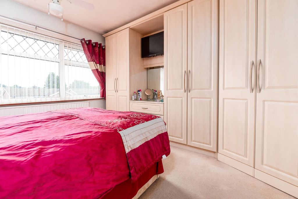 Additional image 17 of 4 bed detached house for saleLowlands Road, Belper, Derbyshire DE56