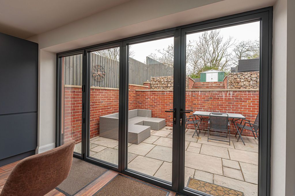 Additional image 10 of 3 bed semi-detached house for saleBrynglas Avenue, Newport NP20