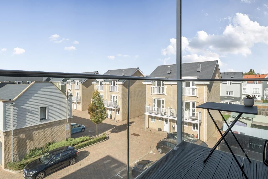 Additional image 17 of 3 bed flat for saleGreen Park Village, Reading, Berkshire RG2