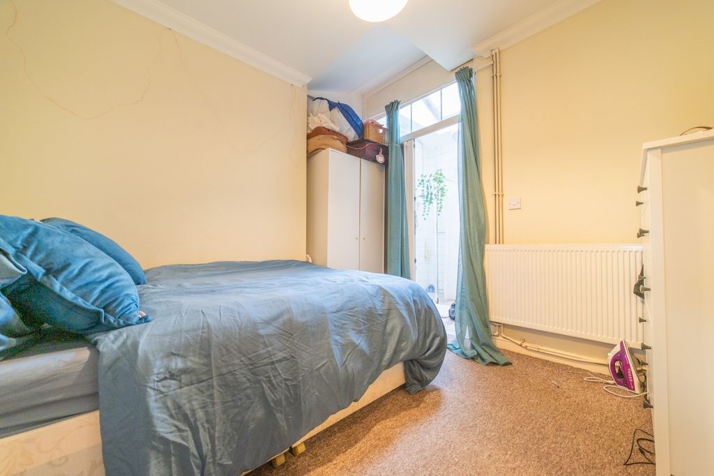 Additional image 5 of 4 bed block of flats for saleGreen Street, Riverside CF11