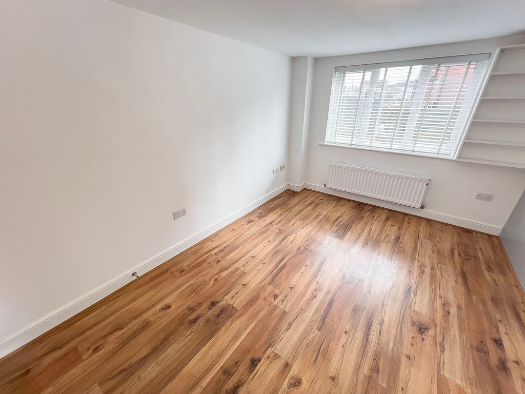 Additional image 4 of 2 bed flat for saleOaktree Close, Sutton In Ashfield NG17