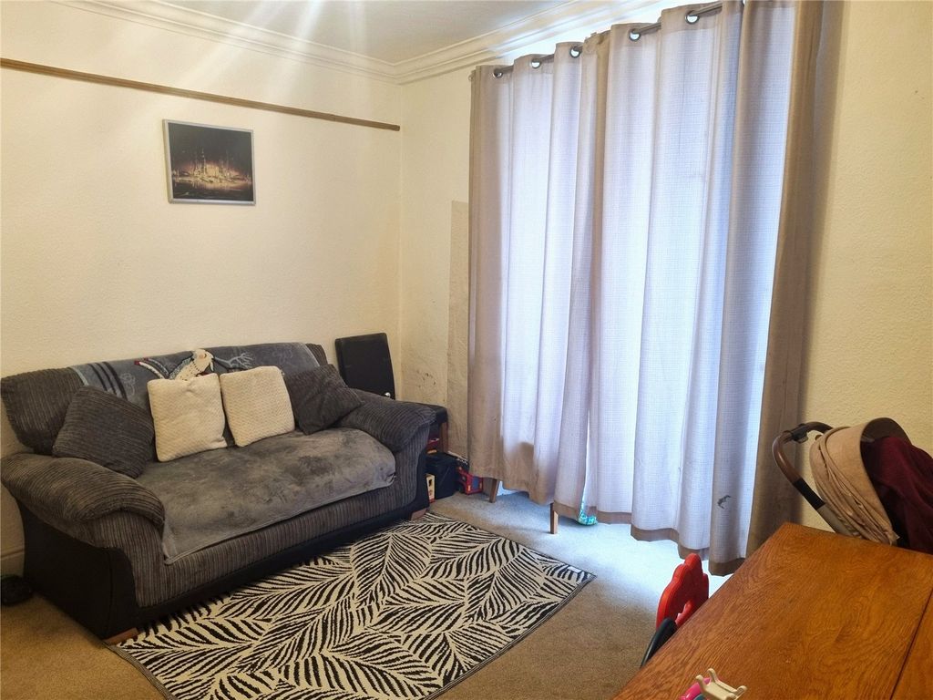 Additional image 3 of 2 bed flat for saleAlfred Place, Aberystwyth, Ceredigion SY23
