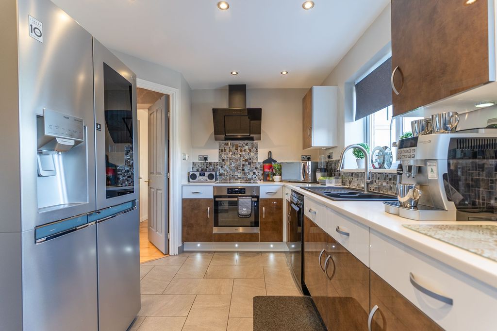 Additional image 5 of 4 bed detached house for saleEdney View, Newport NP10