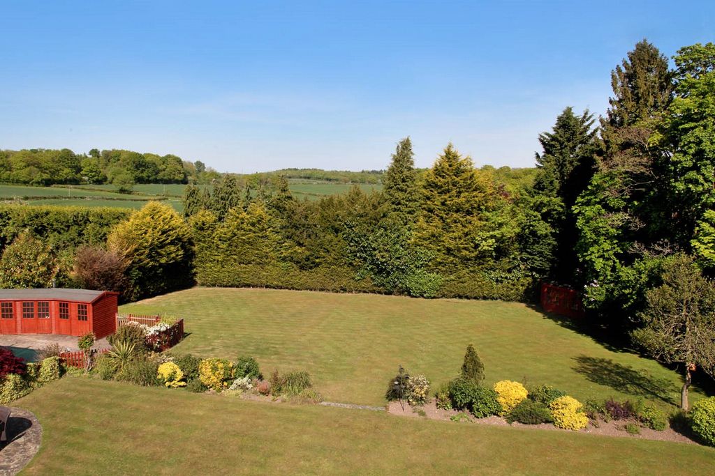 Additional image 2 of 7 bed detached house for salePenn Road, Beaconsfield, Buckinghamshire HP9