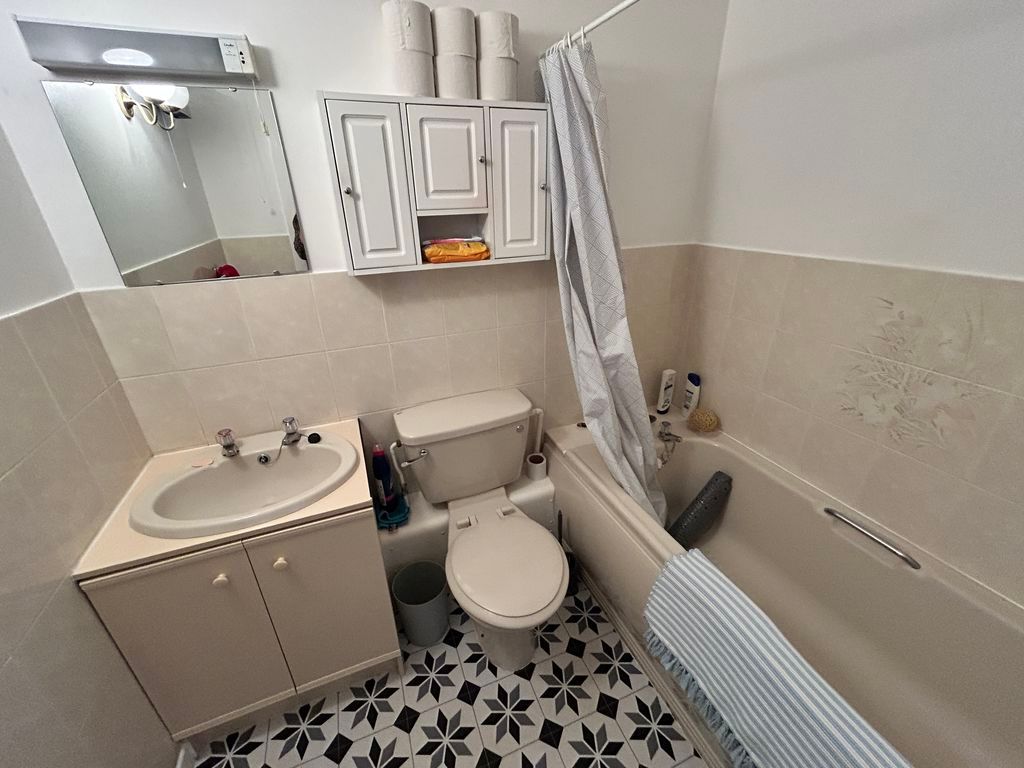 Additional image 8 of 1 bed flat for saleConway Road, Colwyn Bay LL29