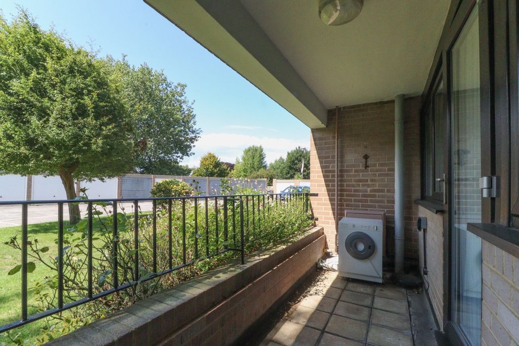 Additional image 2 of 2 bed flat for saleLyell Road, Birchington, Kent CT7