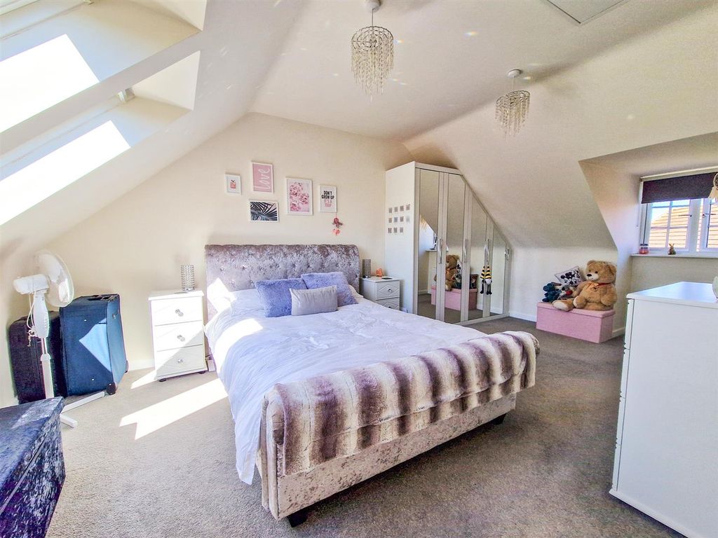 Additional image 18 of 3 bed semi-detached house for saleHovingham Drive, Great Denham, Bedford MK40