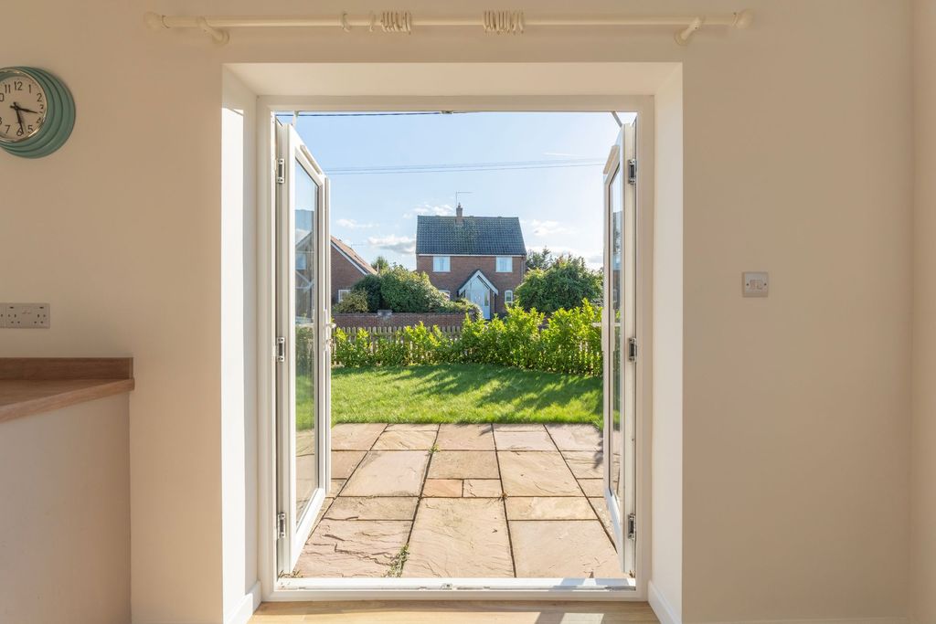 Additional image 3 of 4 bed terraced bungalow for saleRingsfield Road, Beccles NR34