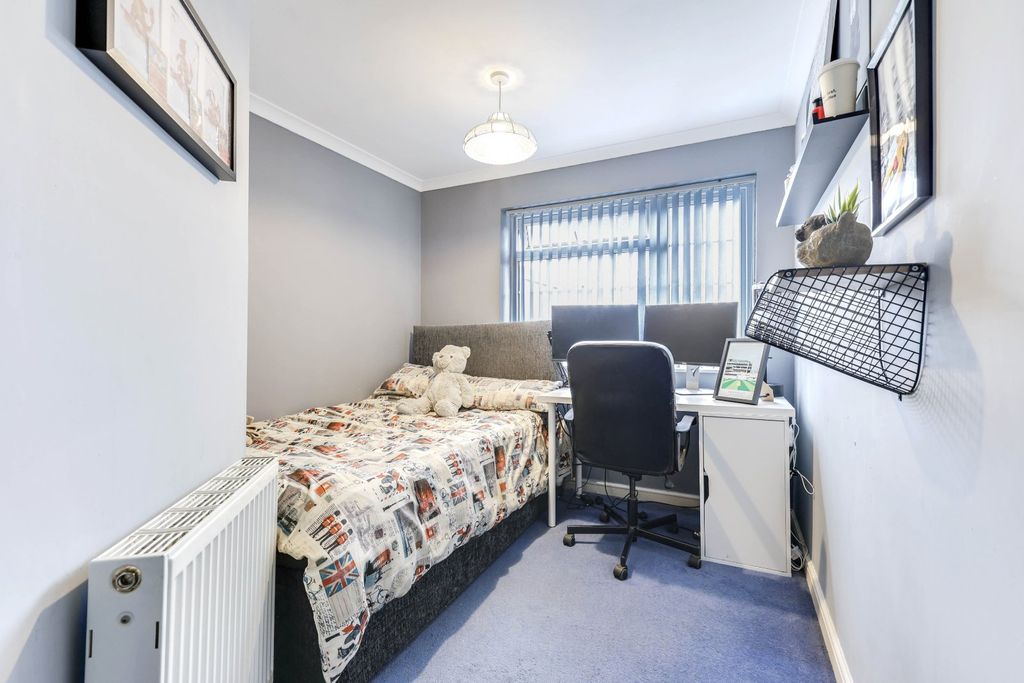 Additional image 12 of 4 bed detached house for saleGreen Hill Croft, Leeds, West Yorkshire LS12