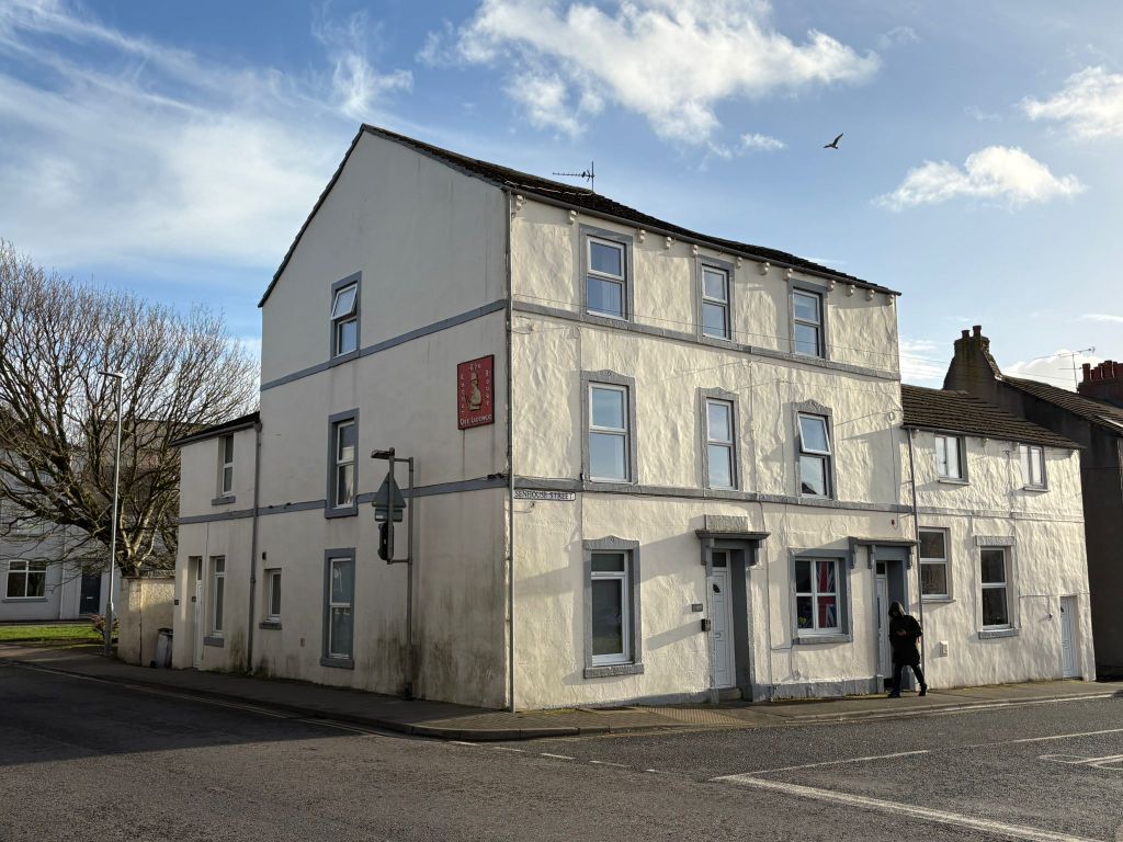 12 bed flat for saleSenhouse Street, Workington CA14
