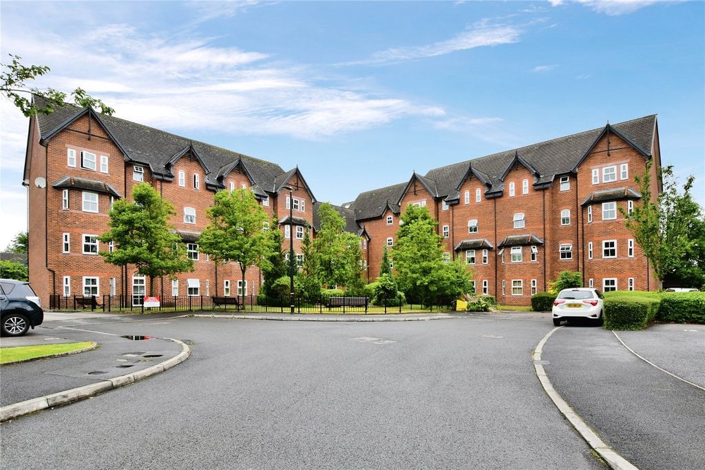 2 bed flat for saleNew Copper Moss, Altrincham, Greater Manchester WA15