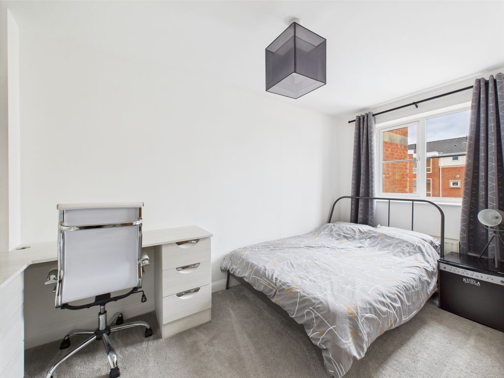 Additional image 12 of 4 bed terraced house for salePark Square, Ashton-Under-Lyne OL6