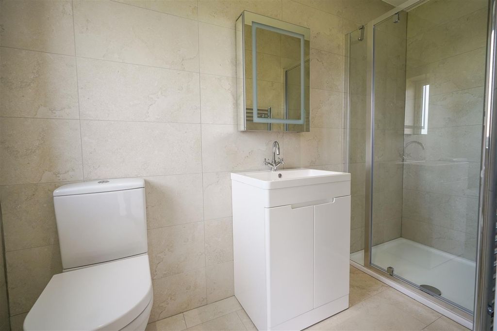 Additional image 16 of 3 bed detached bungalow for saleGolwg Y Garreg Las, Ammanford SA18