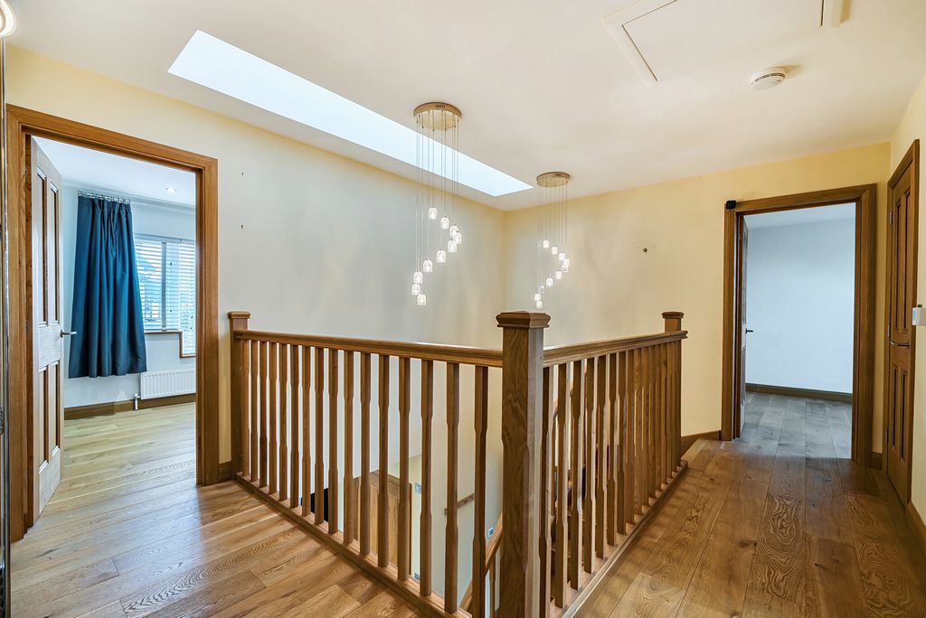 Additional image 30 of 4 bed detached house for saleNorthcourt Avenue, Reading RG2
