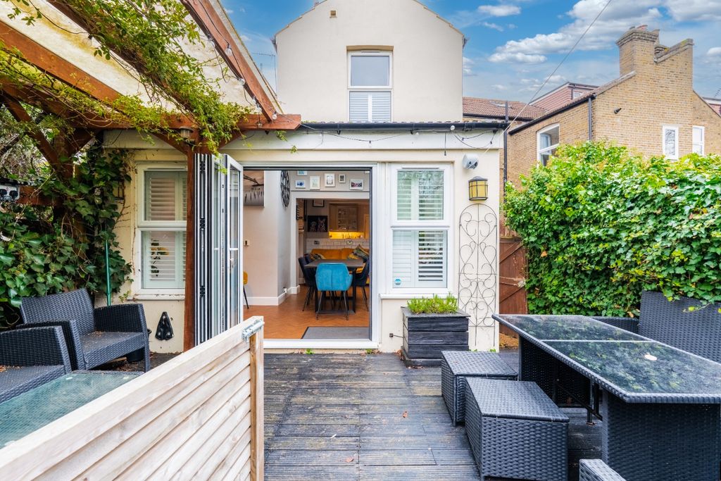 Additional image 45 of 4 bed detached house for saleIzane Road, Bexleyheath, Kent DA6