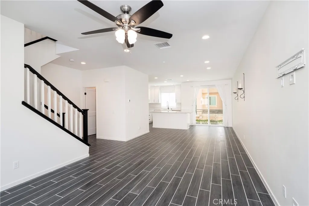 Additional image 3 of 609 Shadowbrook, Lake Forest, CA 92610