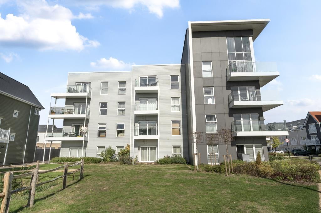 Additional image 19 of 3 bed flat for saleGreen Park Village, Reading, Berkshire RG2