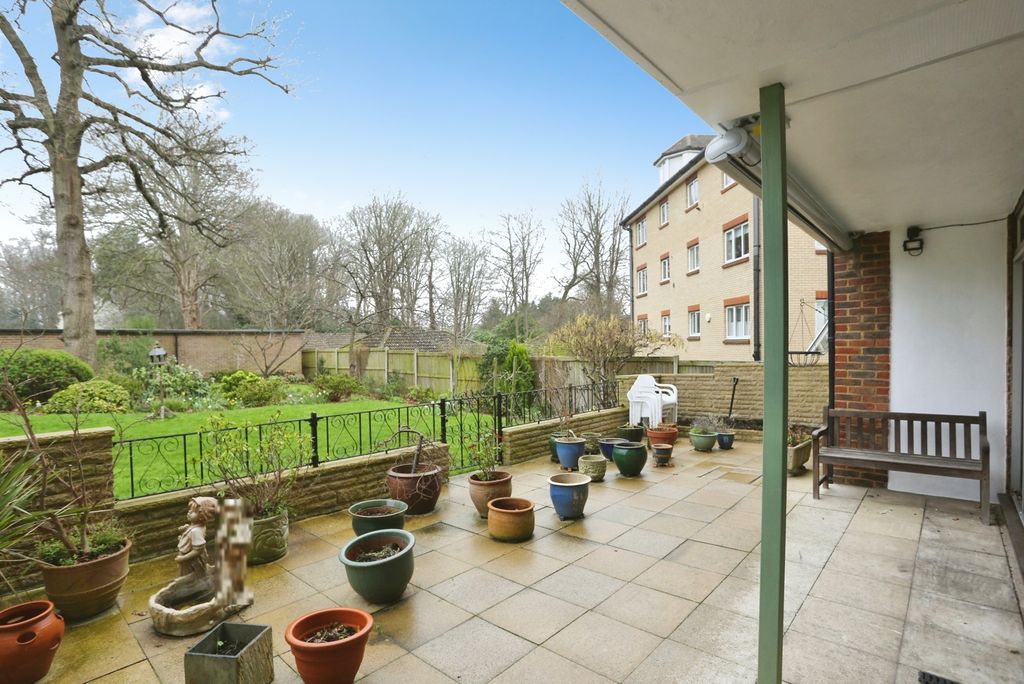 Additional image 4 of 3 bed flat for saleCourt Downs Road, Beckenham BR3