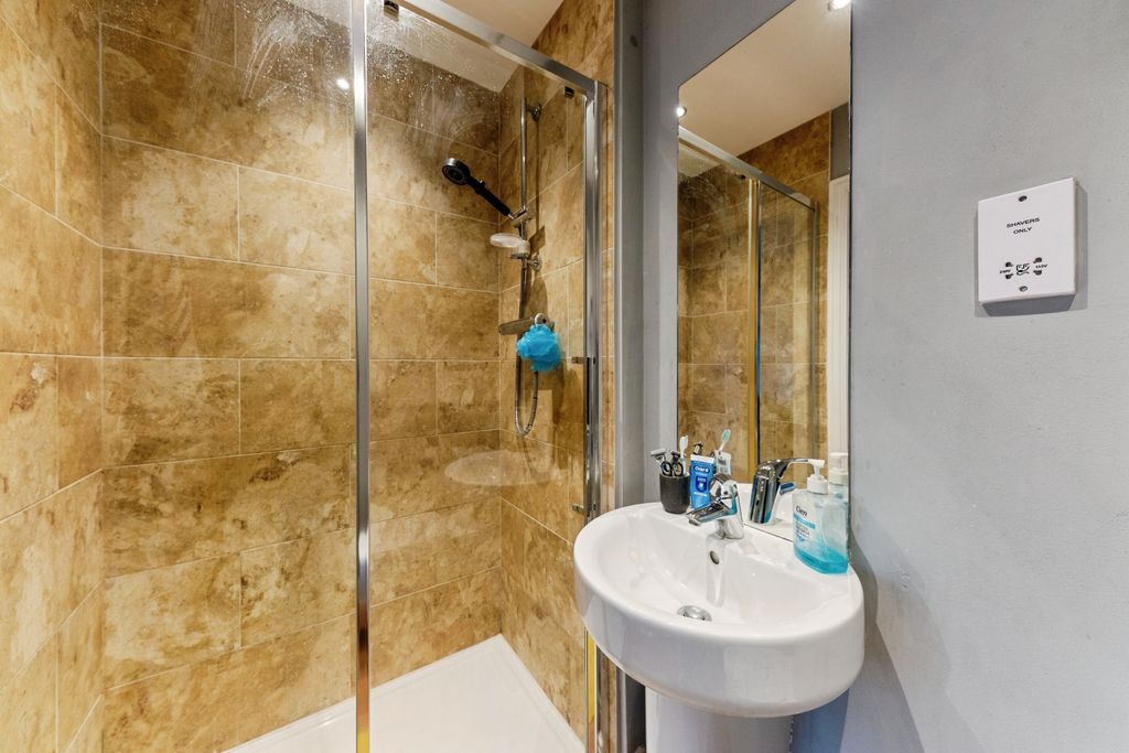 Additional image 10 of 3 bed semi-detached house for saleJubilee Place, Barton-Upon-Humber DN18