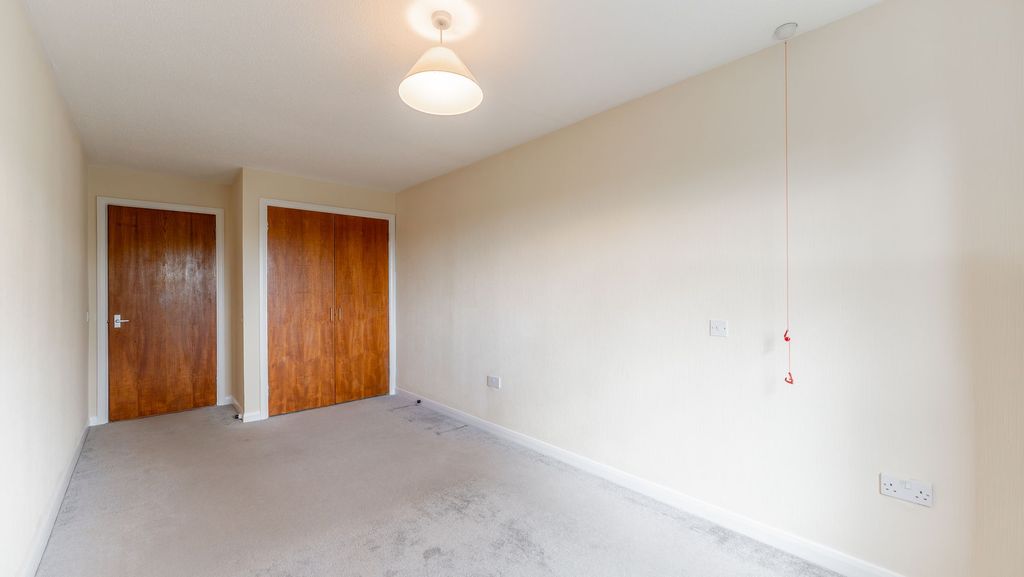 Additional image 9 of 1 bed property for saleElm Court, Milngavie G62