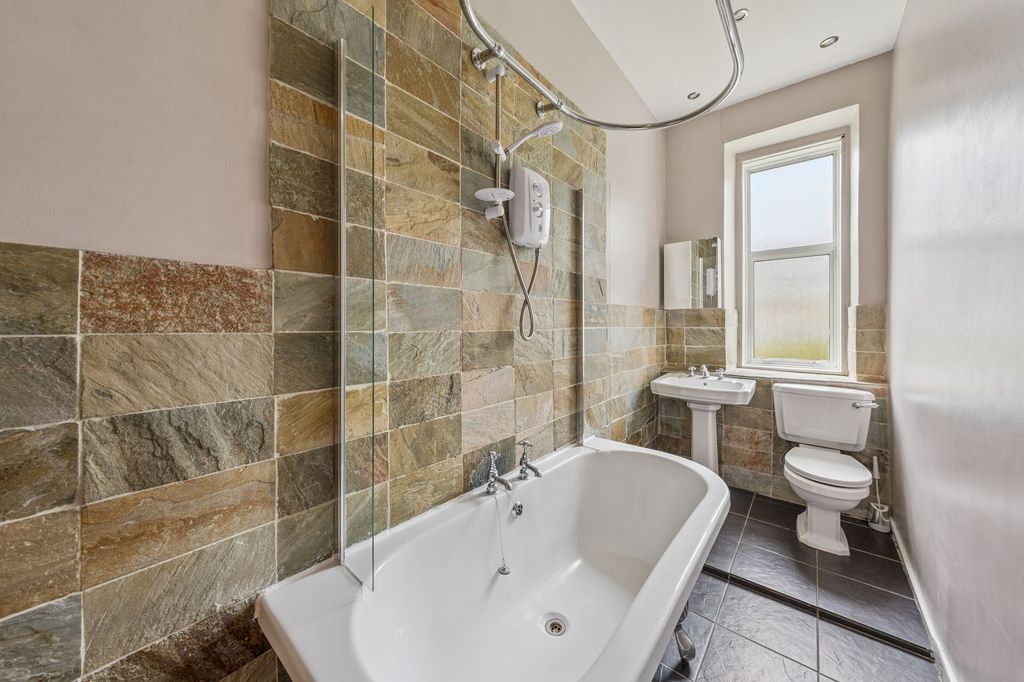 Additional image 12 of 2 bed flat for saleStrathblane Road, Milngavie G62