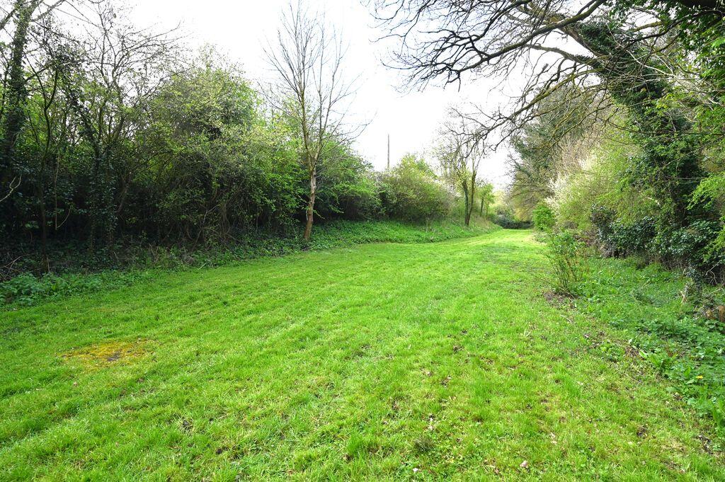 Bridge Place Road, Camerton