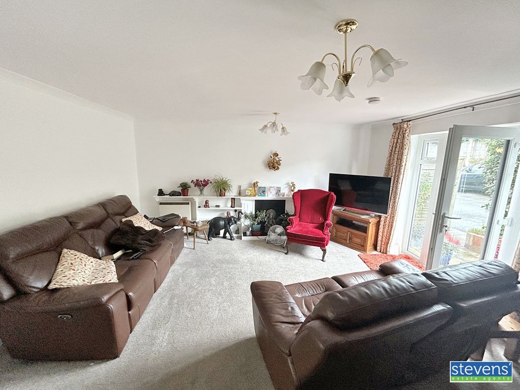 Additional image 10 of 2 bed flat for saleEast Street, Okehampton, Devon EX20