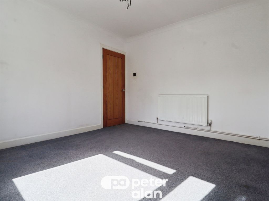 Additional image 6 of 2 bed flat for saleRhydypenau Road, Cyncoed, Cardiff CF23