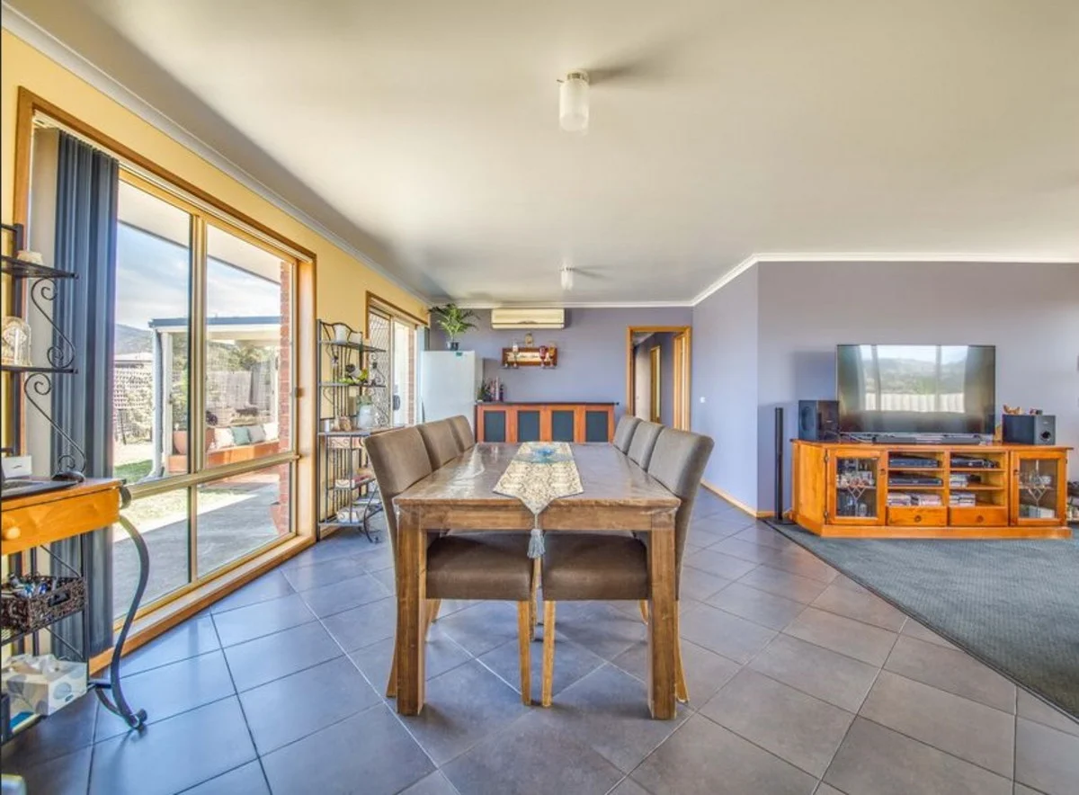 9 Euston Place, Bridgewater TAS 7030 photo 2