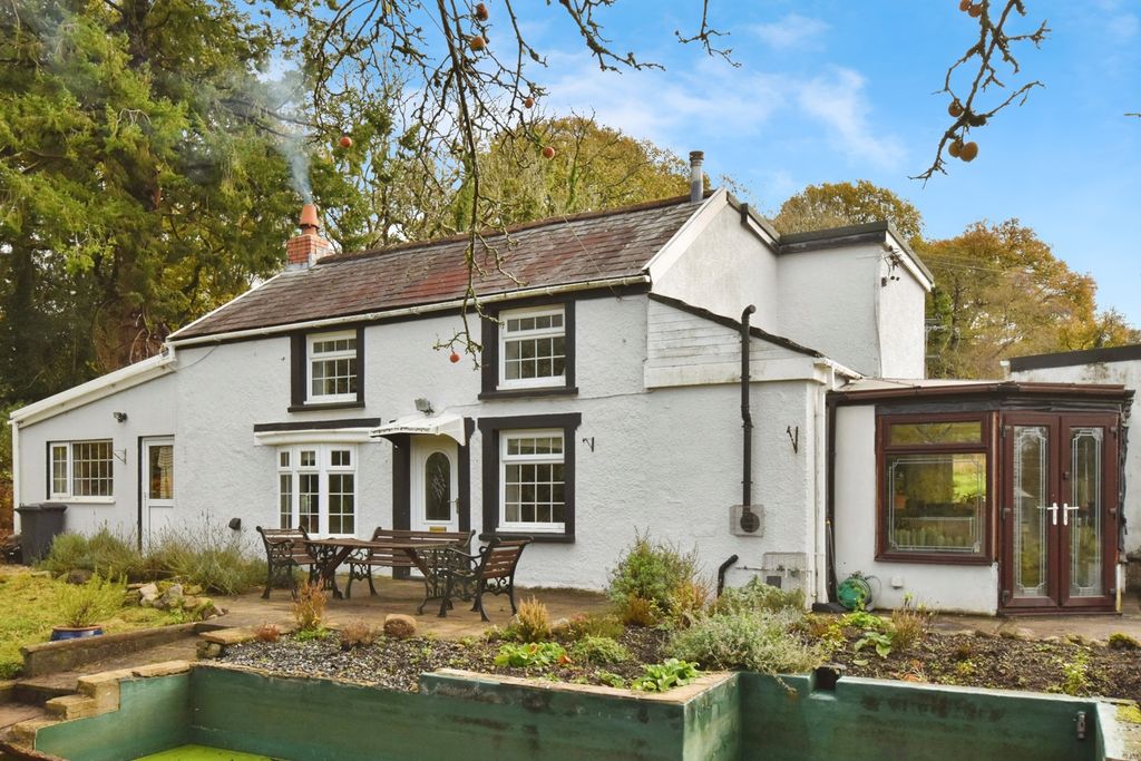 Additional image 3 of 4 bed cottage for saleMaesquarre Road, Betws, Ammanford, Carmarthenshire SA18