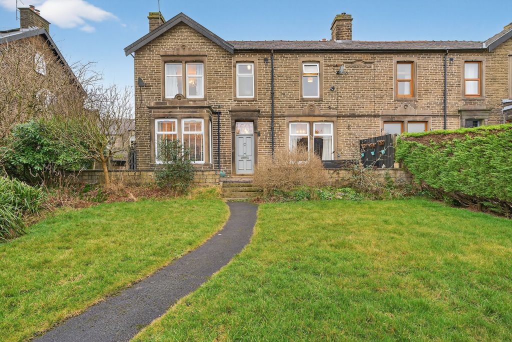 4 bed semi-detached house for saleGisburn Road, Barnoldswick BB18