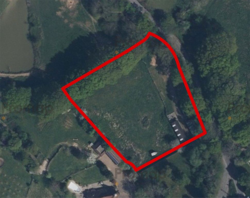 Land for saleHenley Down, Catsfield, Battle TN33
