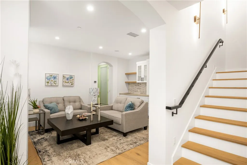 Additional image 46 of 114 2nd St, Seal Beach, CA 90740