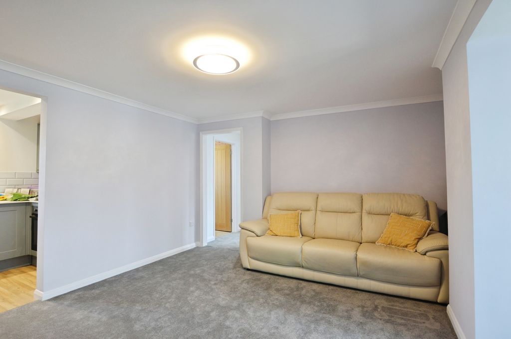 Additional image 3 of 1 bed flat for saleWonnacotts Road, Okehampton, Devon EX20
