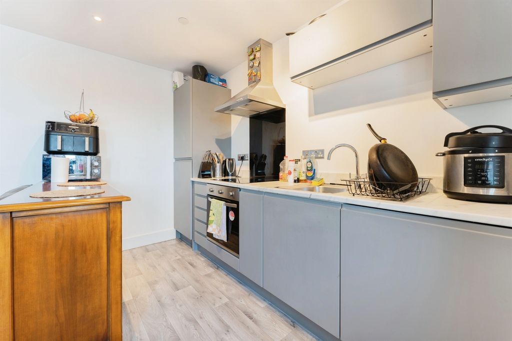 Additional image 3 of 1 bed flat for saleOliver Street, Birkenhead CH41