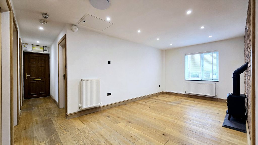 Additional image 5 of 2 bed flat for saleTan Y Bryn, Valley, Holyhead, Isle Of Anglesey LL65