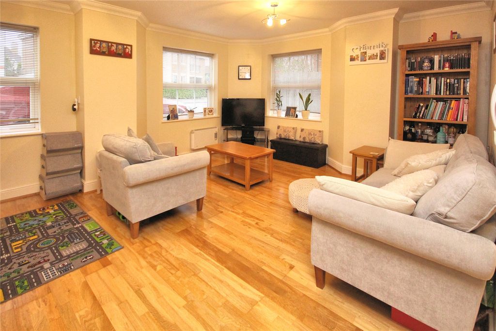 Additional image 2 of 2 bed flat for saleWoking, Surrey GU21