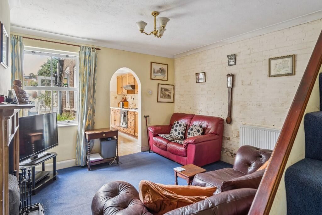 Additional image 5 of End terrace house for saleClarence Road, Berkhamsted, Hertfordshire HP4