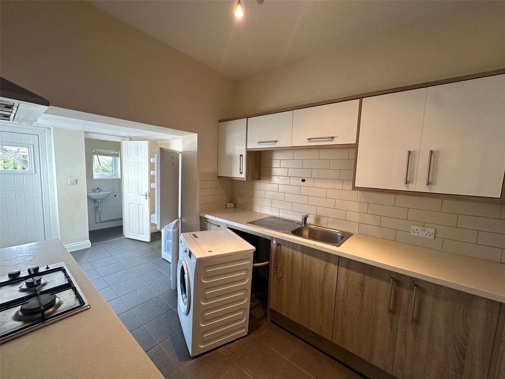 Additional image 10 of 2 bed flat for saleSt. Michaels Road, Aldershot, Hampshire GU12