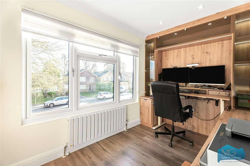 Additional image 30 of 6 bed detached house for saleWylo Drive, Arkley, Barnet EN5