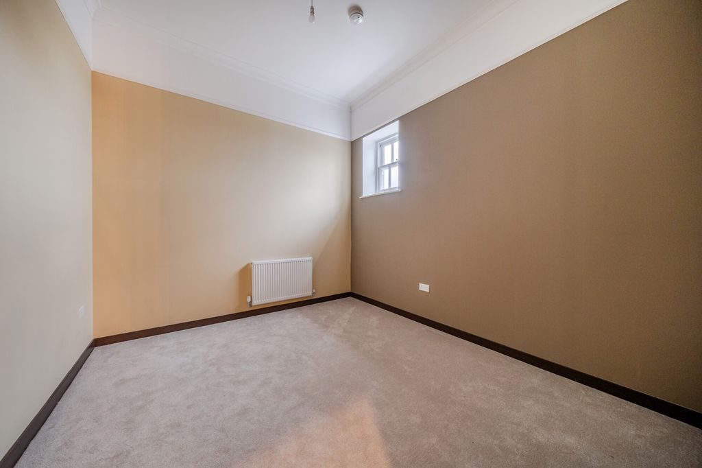 Additional image 12 of 4 bed terraced house for saleGillies Lane, Aldershot GU11