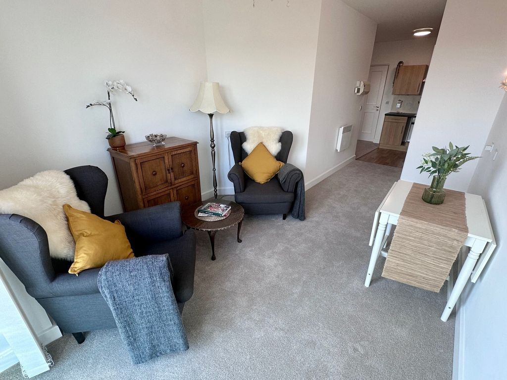 Additional image 2 of 1 bed flat for saleSpringwood Gardens, Belper DE56