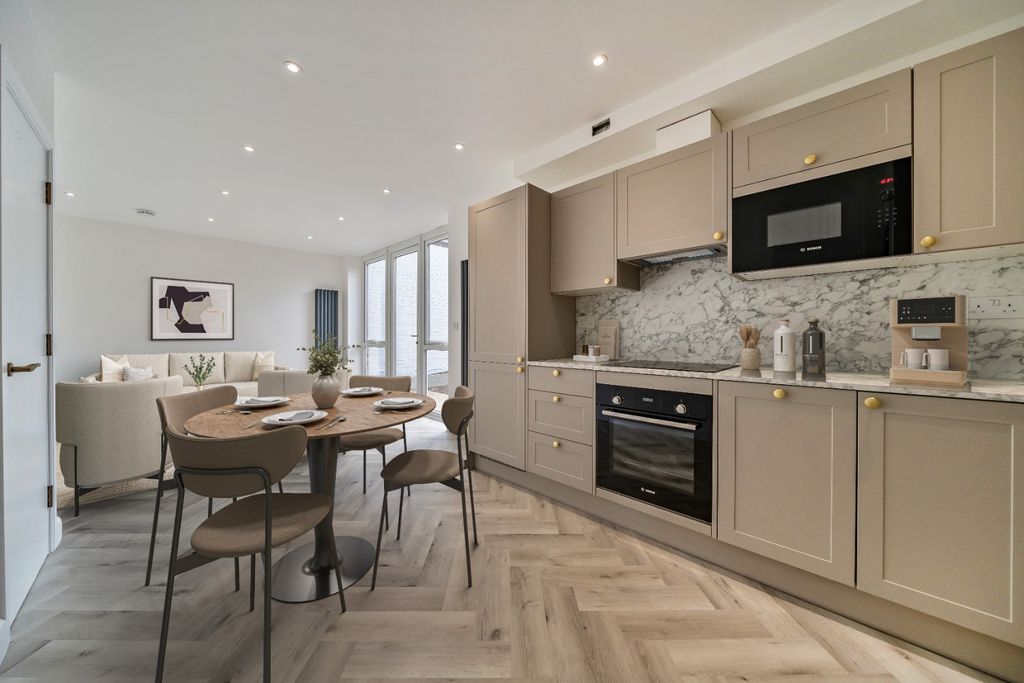 Additional image 12 of 7 bed detached house for saleLion Road, Bexleyheath, Kent DA6