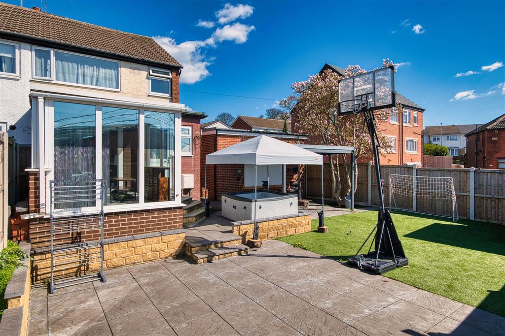 Additional image 11 of 3 bed end terrace house for saleKellett Lane, Wortley, Leeds LS12