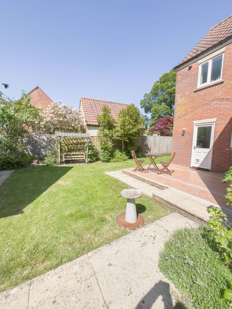 Additional image 31 of Chestnut Parade, Shepton Mallet