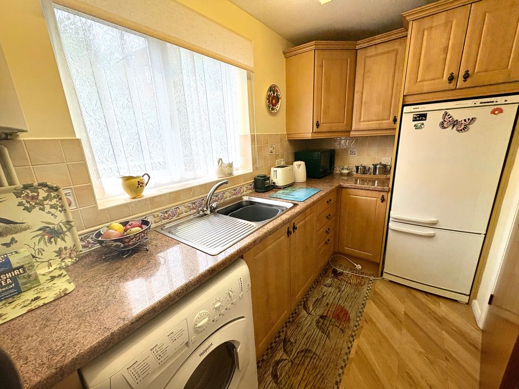 Additional image 5 of 2 bed flat for saleHenmore Place, Ashbourne DE6