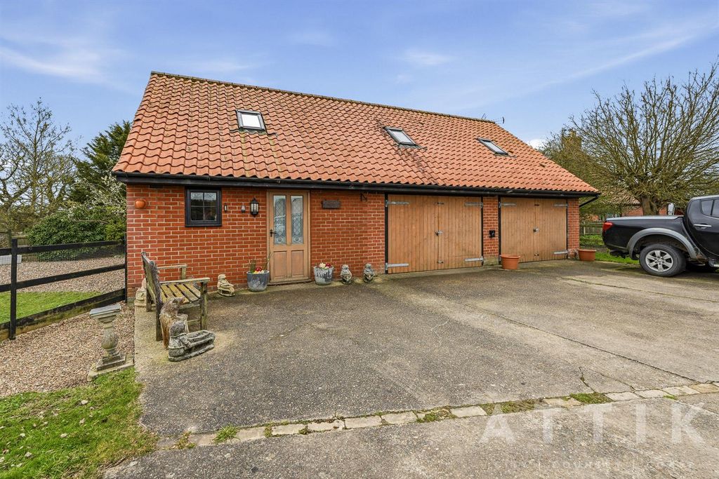 Additional image 55 of 5 bed equestrian for saleBarnaby Green, Wangford, Beccles NR34
