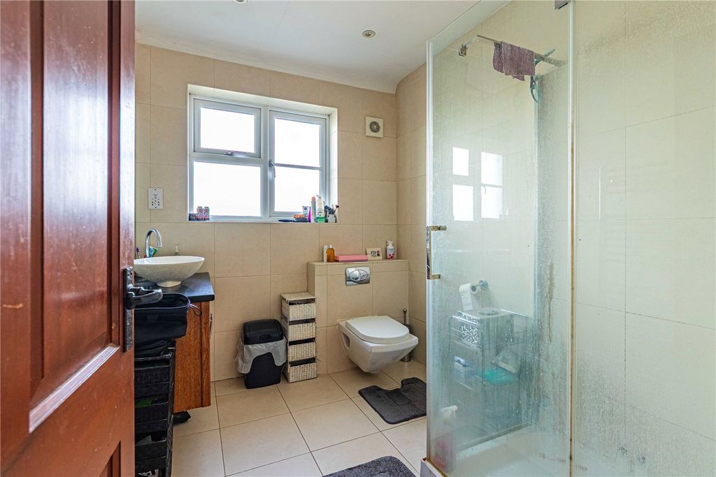 Additional image 10 of 5 bed detached house for saleDairy Way, Abbots Langley, Hertfordshire WD5