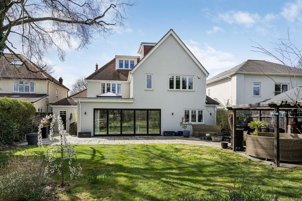 Additional image 33 of 5 bed detached house for saleHarriotts Lane, Ashtead KT21