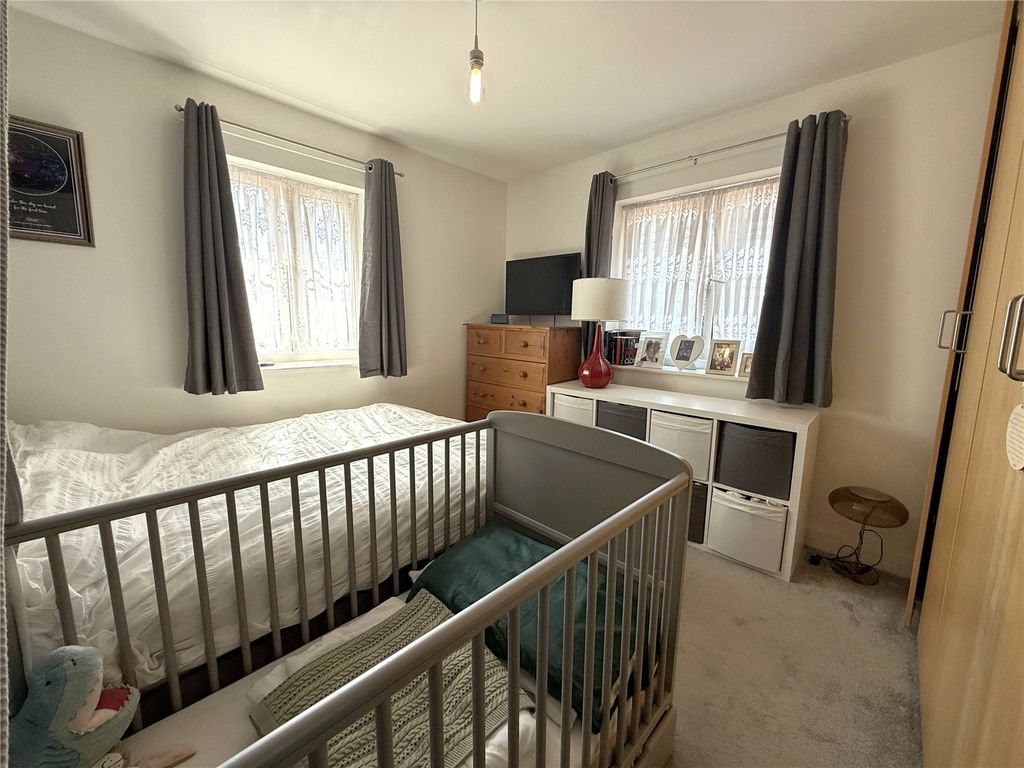 Additional image 8 of 2 bed flat for saleWaterers Way, Bagshot, Surrey GU19